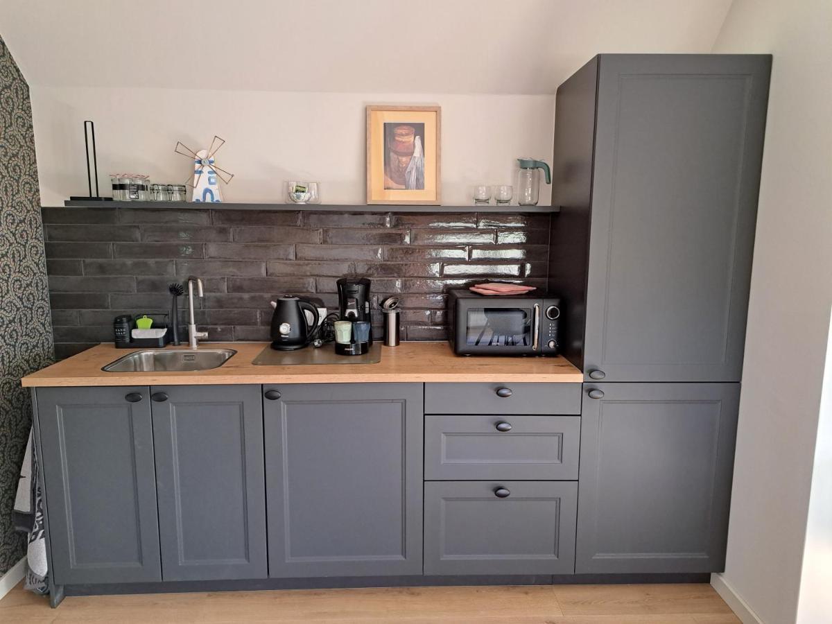 B&B Ut En Thus Sweagerbosk Buitenkant foto