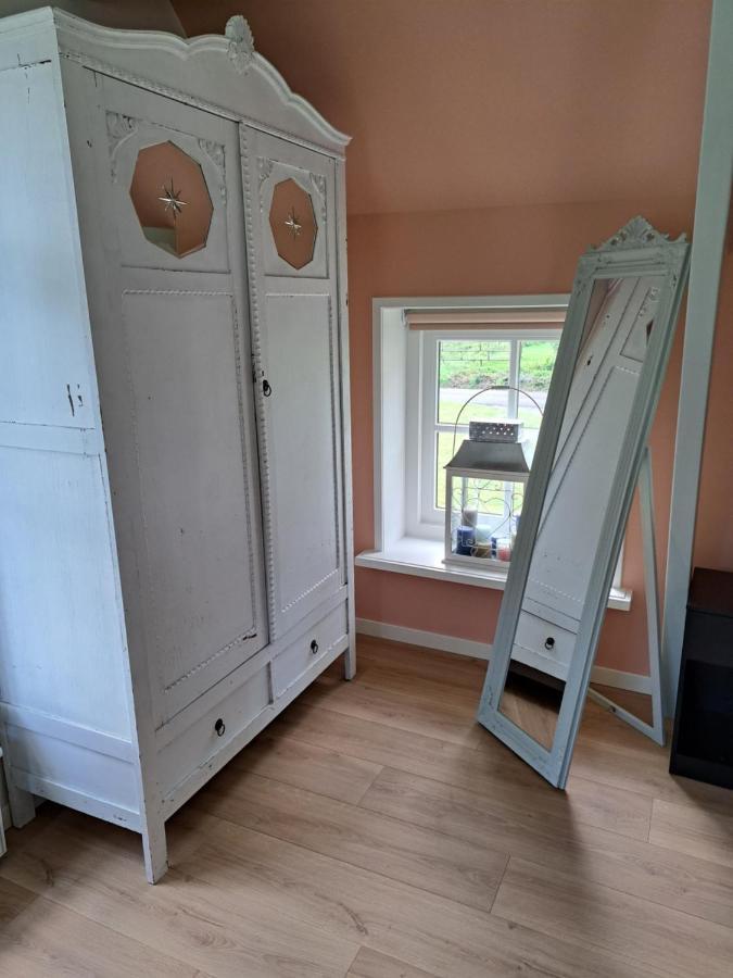 B&B Ut En Thus Sweagerbosk Buitenkant foto